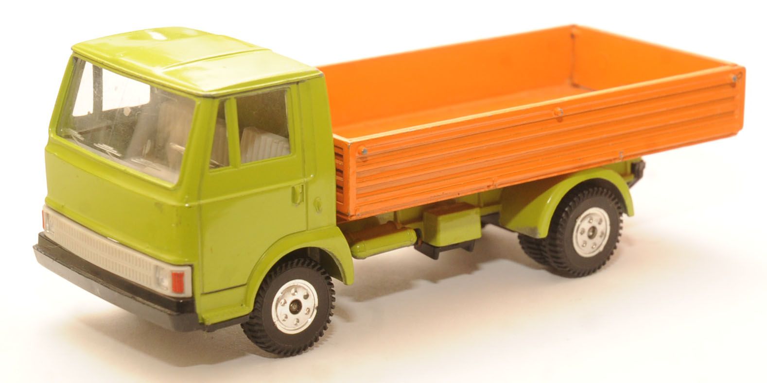 CAMIONS D AUTREFOIS Fiat Citerne Agip 1/43 EUR 10,00 - FR